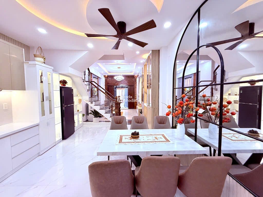 SIÊU PHẨM NHÀ ĐẸP MỚI - PHƯỜNG 14 - GÒ VẤP - 4 TẦNG - DT 62M2 - GẦN EMART2 - CHỈ HƠN 8 TỶ xxx