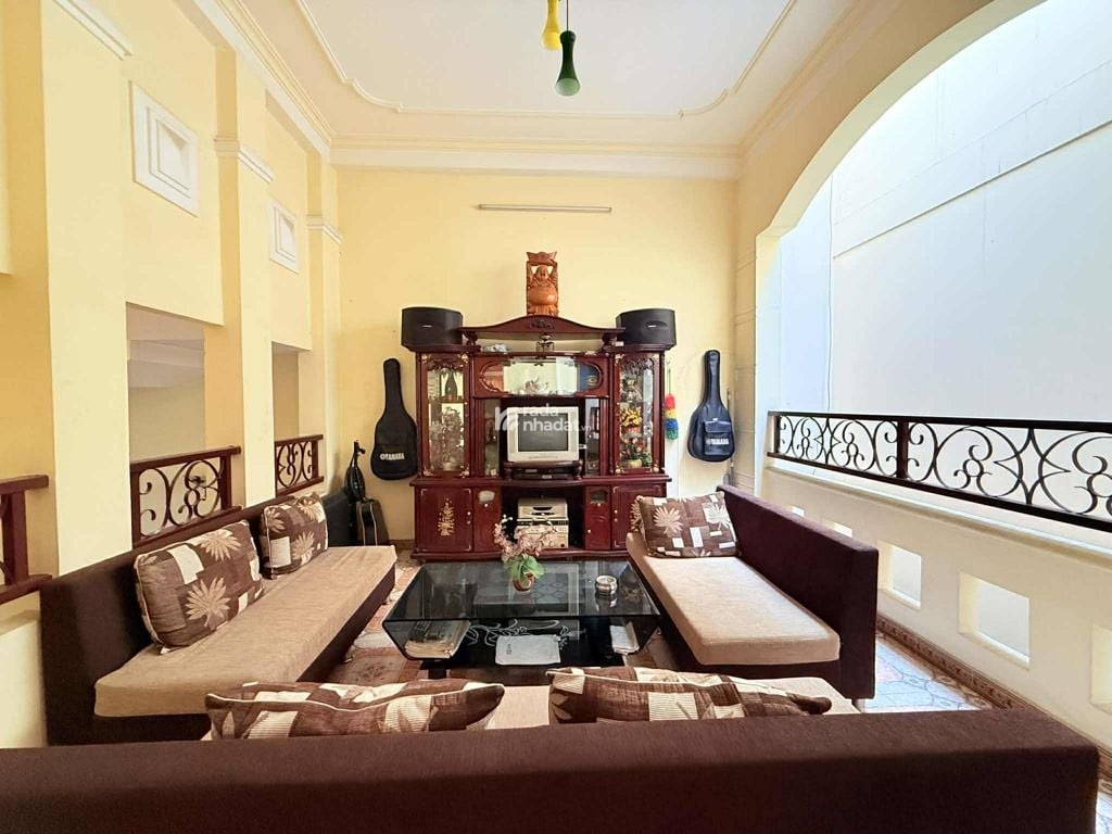 KẾ PHÚ NHUẬN- NGUYỄN KIỆM- P3 - GÒ VẤP-DT: 5*22M- HẺM XE HƠI- 11 TỶ 990