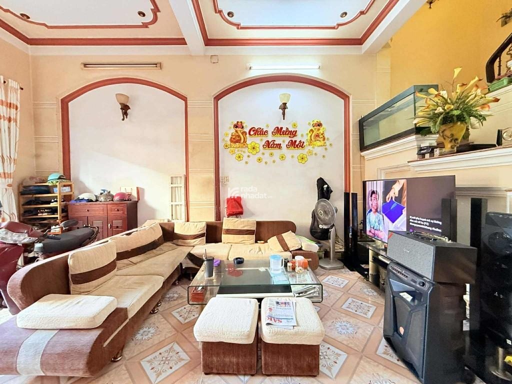 KẾ PHÚ NHUẬN- NGUYỄN KIỆM- P3 - GÒ VẤP-DT: 5*22M- HẺM XE HƠI- 11 TỶ 990