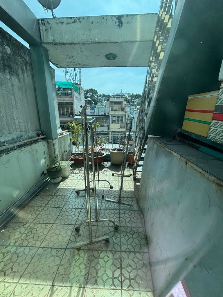 TRUNG TÂM Q. 11- 5 TẦNG BTCT - DTSD: 120M2- HXH- NGAY GIAO LỘ  LÝ NAM ĐẾ- TÂN PHƯỚC - 6 TỶ 1