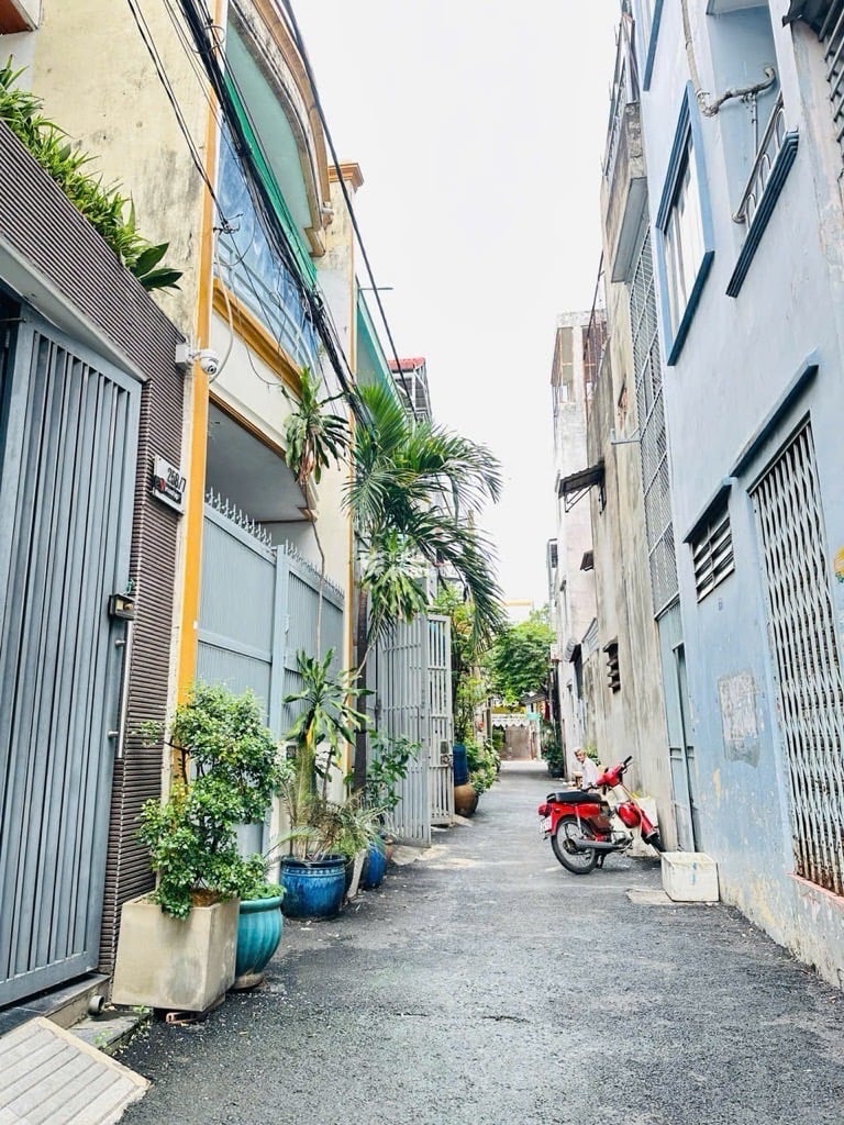 HẺM 3M - AN NINH VƯỜN LÀI - PHÚ THỌ HÒA TÂN PHÚ DT: 4*16M- NHỈNH 5 TỶ