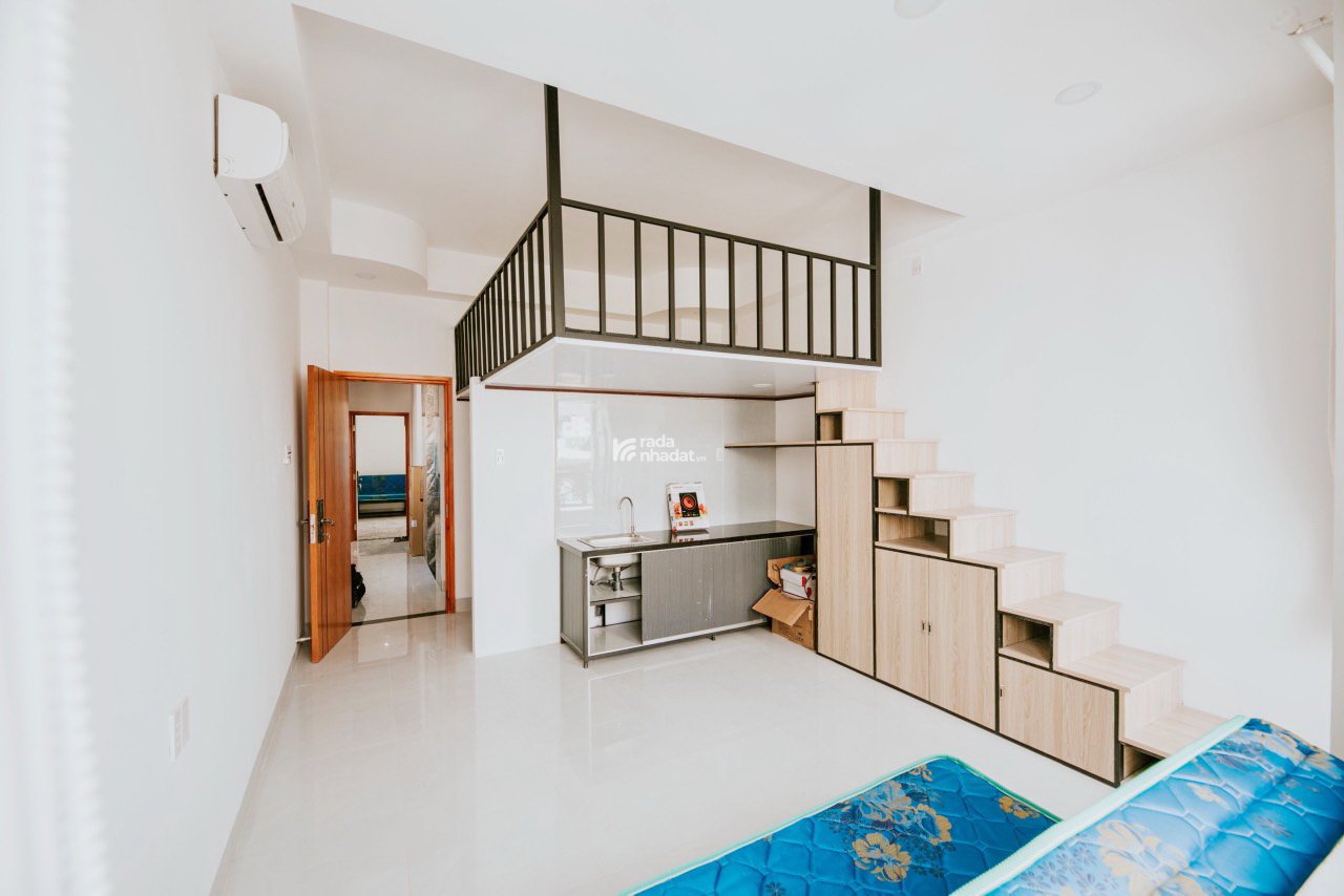 Bán CHDV 5 lầu hẻm xe hơi đường Tám Danh Phường 4 Quận 8