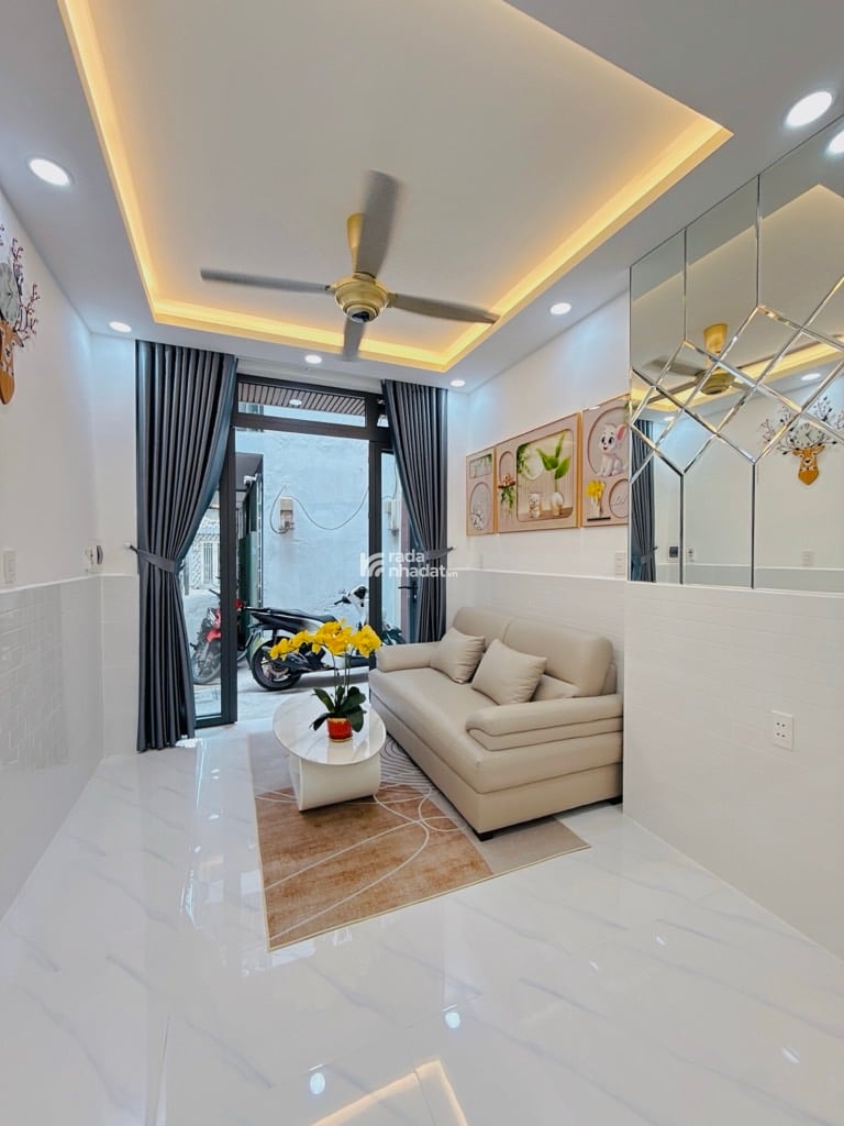 NGAY CHỢ VẢI, HẺM XE HƠI PHÚ THỌ HÒA, TÂN PHÚ, 21M2 HIẾM CÓ. GIẢM 550TR CHỈ CÒN 3.5T TL TỐT