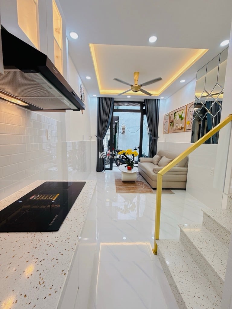 NGAY CHỢ VẢI, HẺM XE HƠI PHÚ THỌ HÒA, TÂN PHÚ, 21M2 HIẾM CÓ. GIẢM 550TR CHỈ CÒN 3.5T TL TỐT