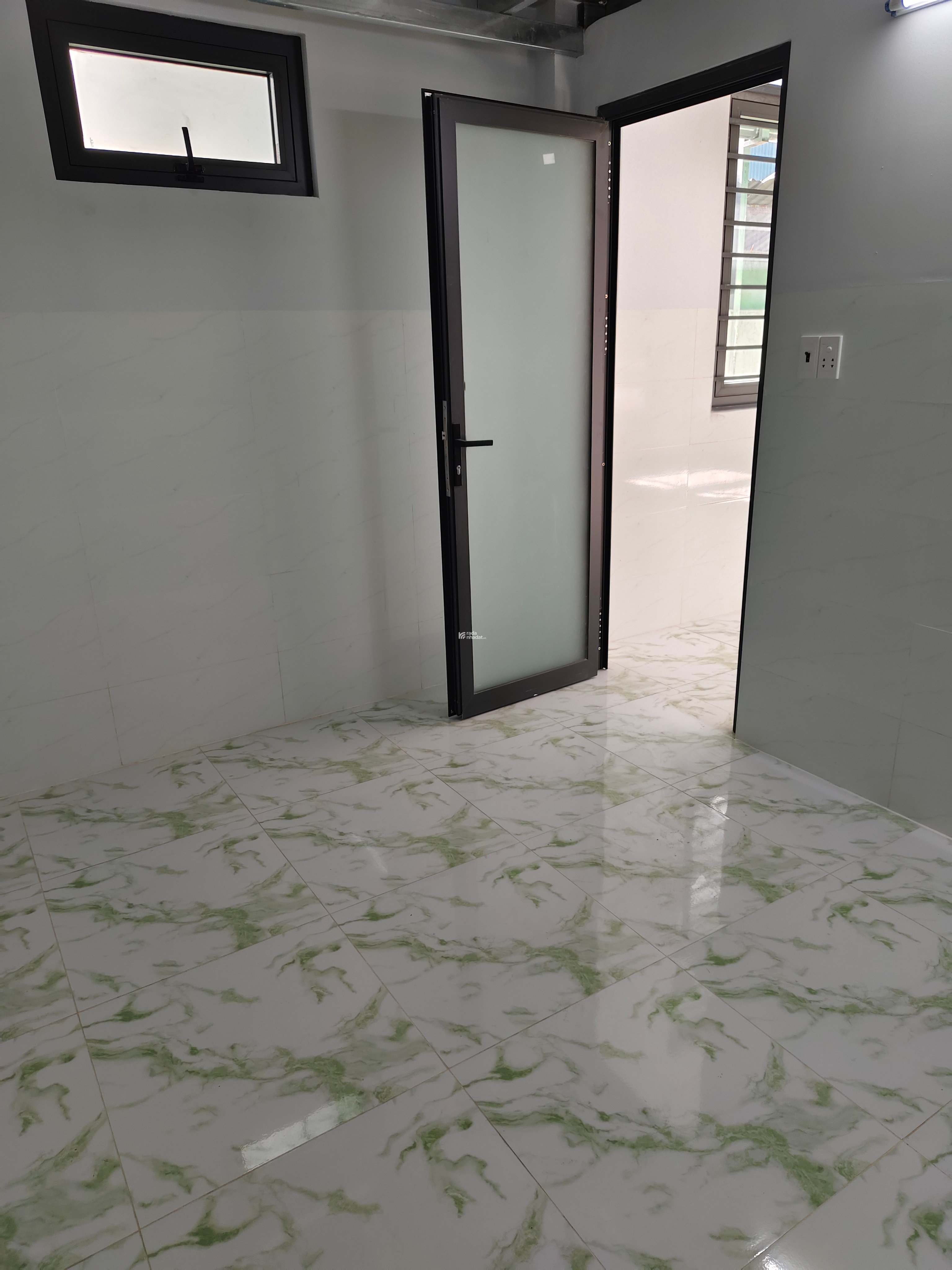 NHÀ TRỌ CAO CẤP, RỘNG RÃI, THOÁNG MÁT