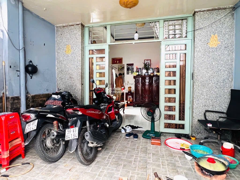 Cần Bán Gấp Nhà Phố 62m2 Nhà 2 Mặt Tiền Đường Xe Hơi Vào Tới Cửa Thống Nhất P16 Q Gò Vấp