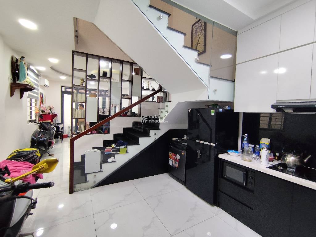 HẺM XE HƠI NƠ TRANG LONG, BÌNH THẠNH, 77M2 MỘT ĐỜI CHỦ TIỆN XÂY. GIẢM 650TR CHỈ 7.7T