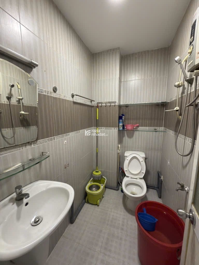 NHÀ ĐẸP GIÁ TỐT - HẺM XE HƠI - TẶNG FULL NỘI THẤT 