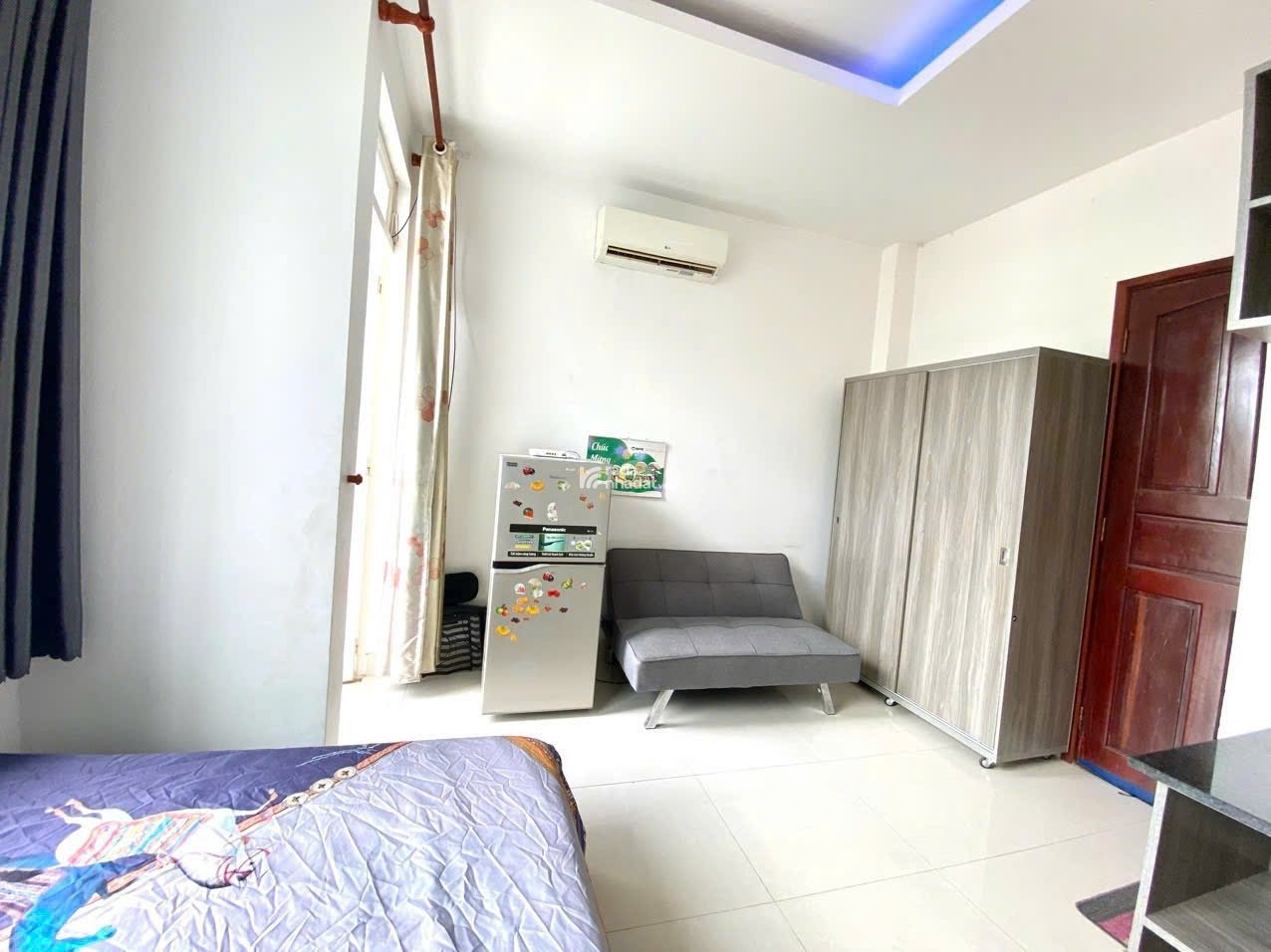 Phòng trọ Ban Công Quận 3 Gần Đại Học Sư Phạm, Học Viện Hàng Không, Vòng Xoay Dân Chủ, Toà Viettel