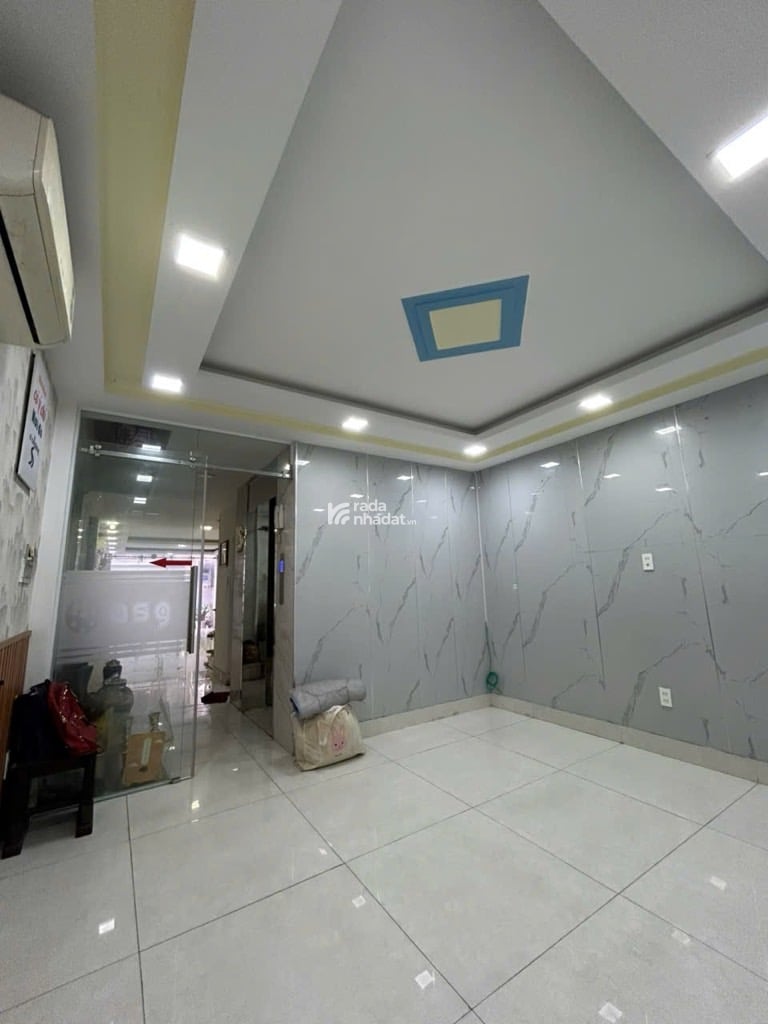 CHỈ 13.5 TỶ - 70M2 - 6 TẦNG BTCT - HXH PHẠM VĂN ĐỒNG - CÓ THANG MÁY - DTSD: 314M2