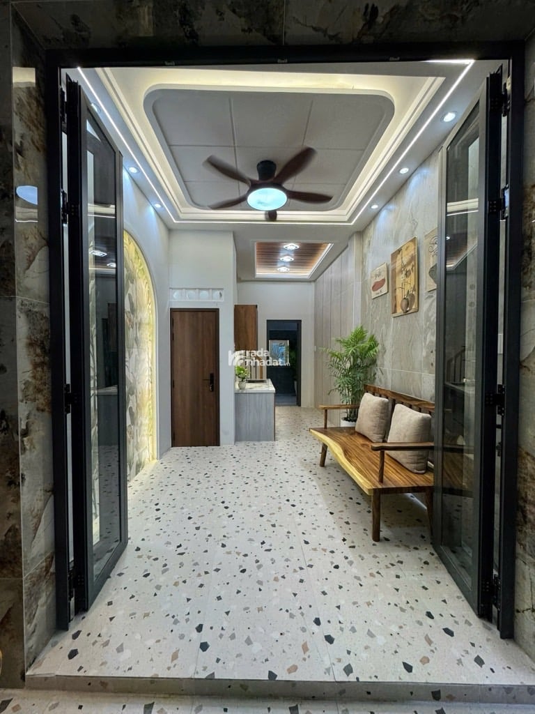 NHÀ SIÊU ĐẸP QUẬN 6 -  NHÀ 4 TẦNG - NGAY TRỤC GIAO THÔNG CHỢ LỚN 