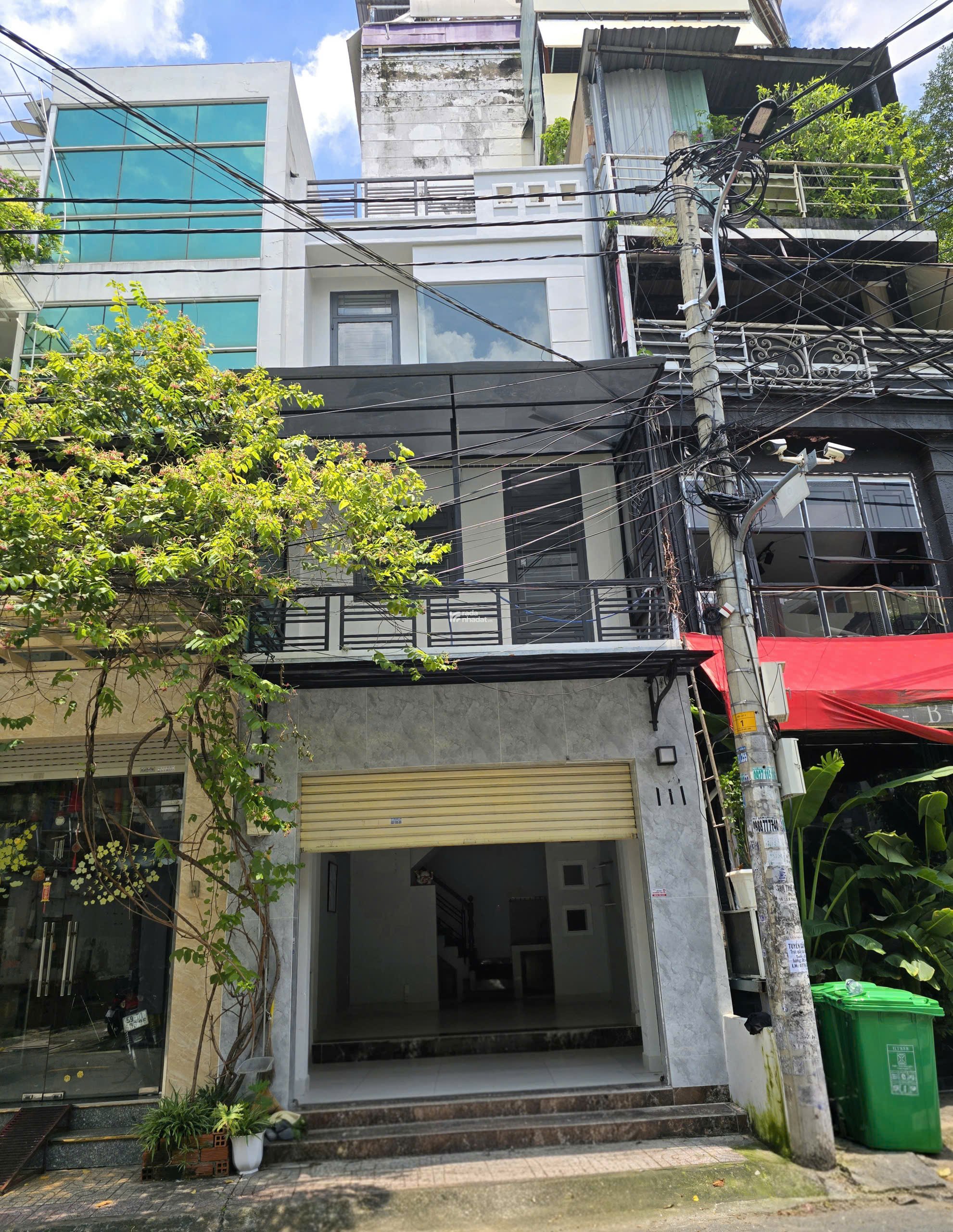 Bán nhà mtkd đường đốc long, quận tân phú, dt 4 x 8m, nhà đúc 2 lầu, 2pn 3wc, giá 5,95tỷ