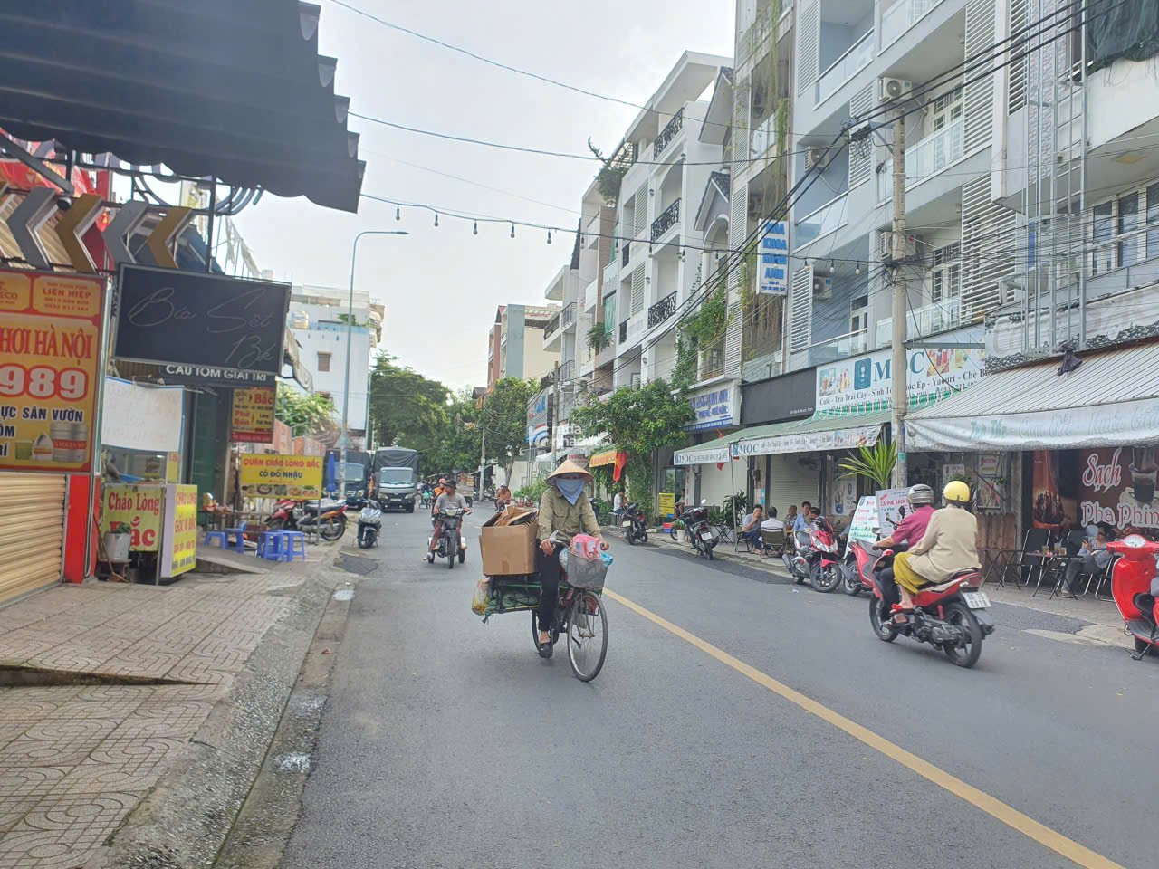 Bán nhà mtkd đường đốc long, quận tân phú, dt 4 x 8m, nhà đúc 2 lầu, 2pn 3wc, giá 5,95tỷ