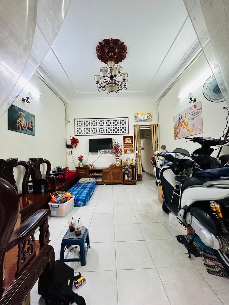 HUỲNH TẤN PHÁT TÂN THUẬN ĐÔNG QUẬN 7 DT: 4.2*15M- 6 TỶ 5