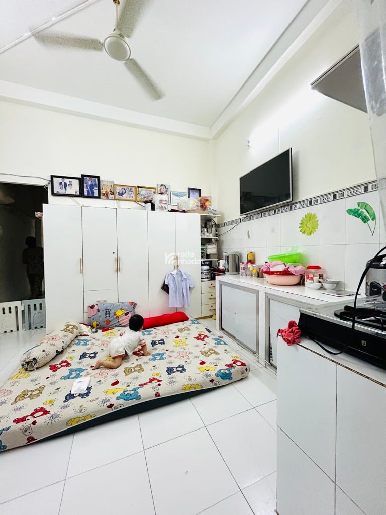 HUỲNH TẤN PHÁT TÂN THUẬN ĐÔNG QUẬN 7 DT: 4.2*15M- 6 TỶ 5