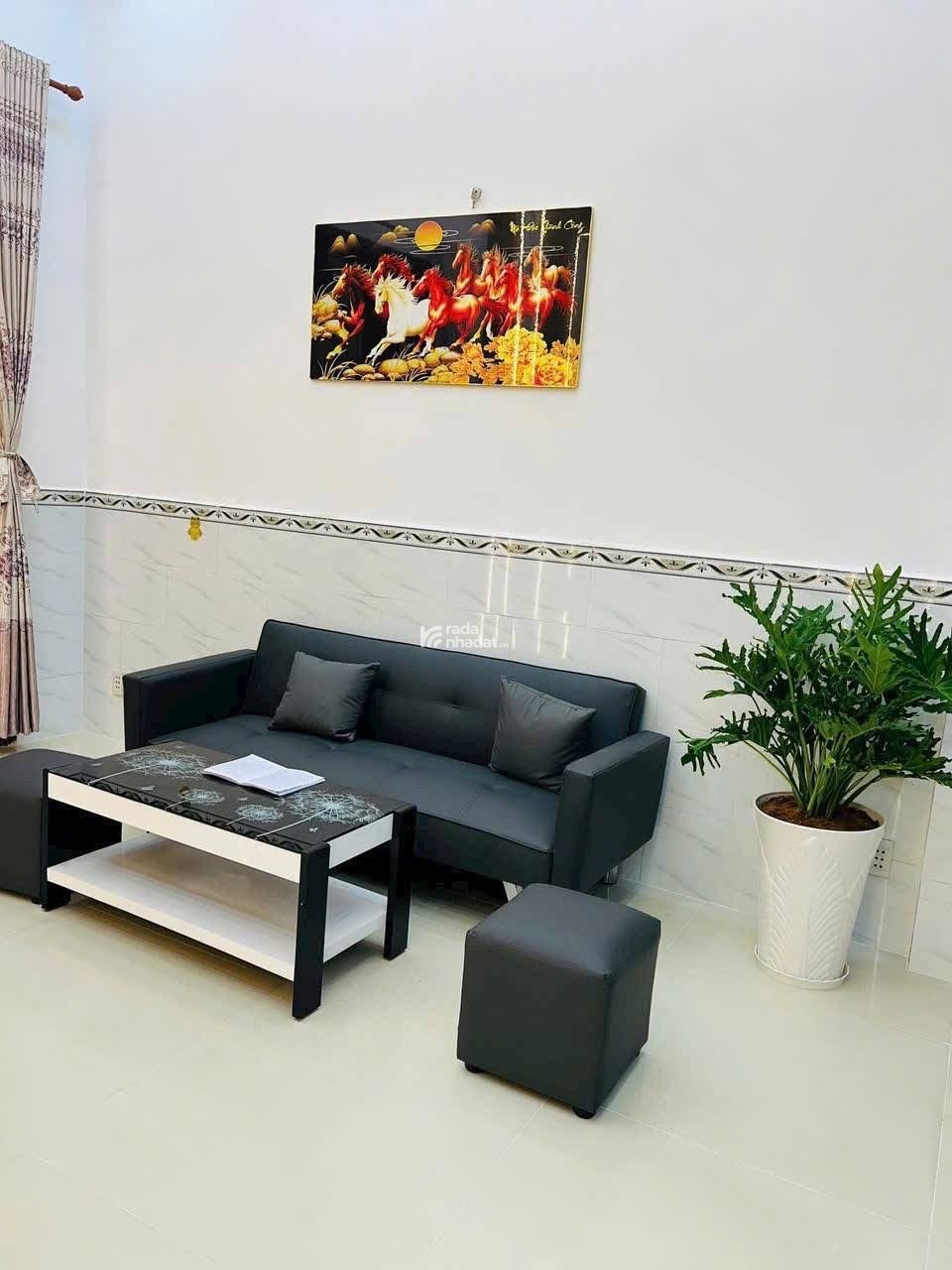 CHÍNH CHỦ BÁN NHÀ PHỐ 1TRỆT 1LẦU  TỈNH LỘ 826 CẦN ĐƯỚC LONG AN  100m3 GIÁ CHỈ 2TỶ9 SHR
