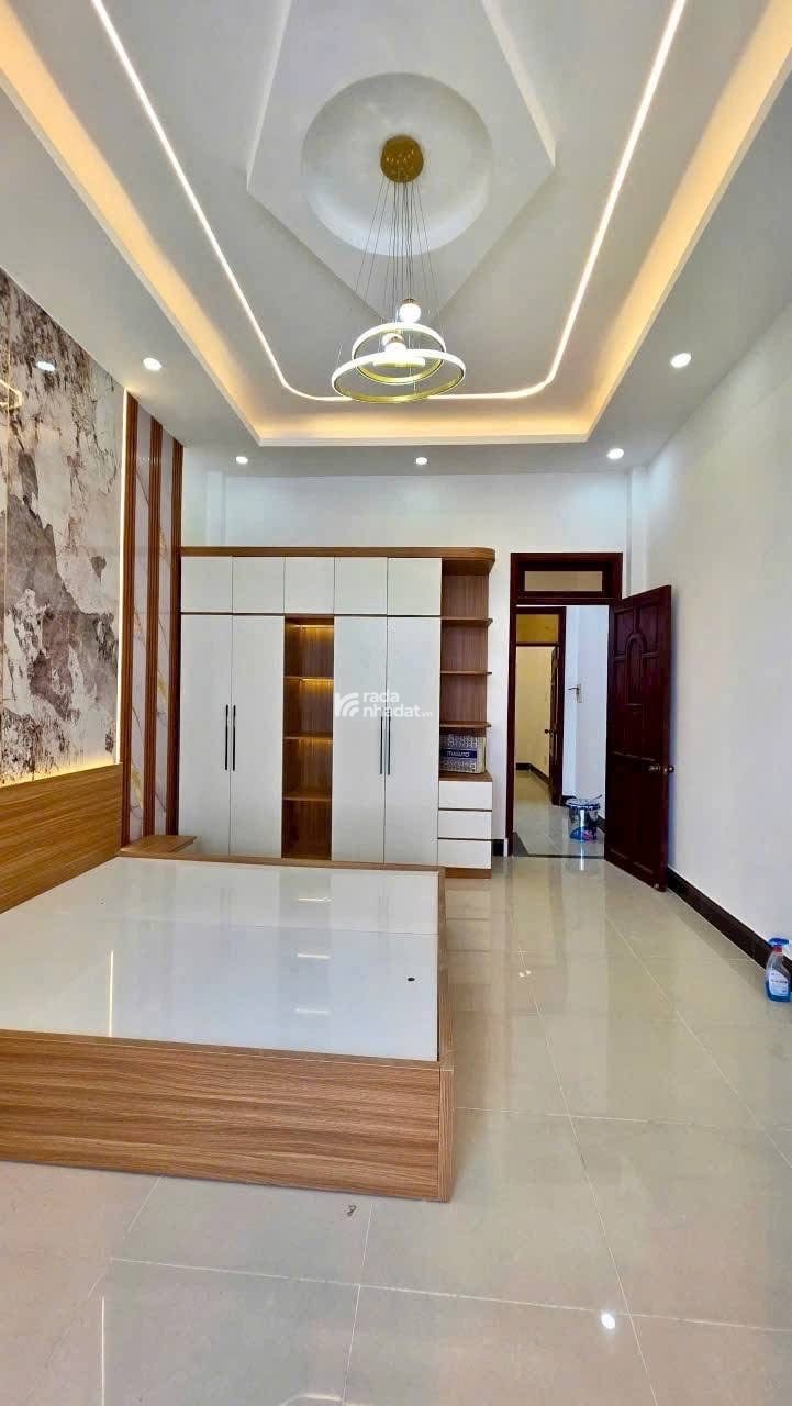 CHÍNH CHỦ BÁN NHÀ PHỐ 1TRỆT 1LẦU  TỈNH LỘ 826 CẦN ĐƯỚC LONG AN  100m3 GIÁ CHỈ 2TỶ9 SHR