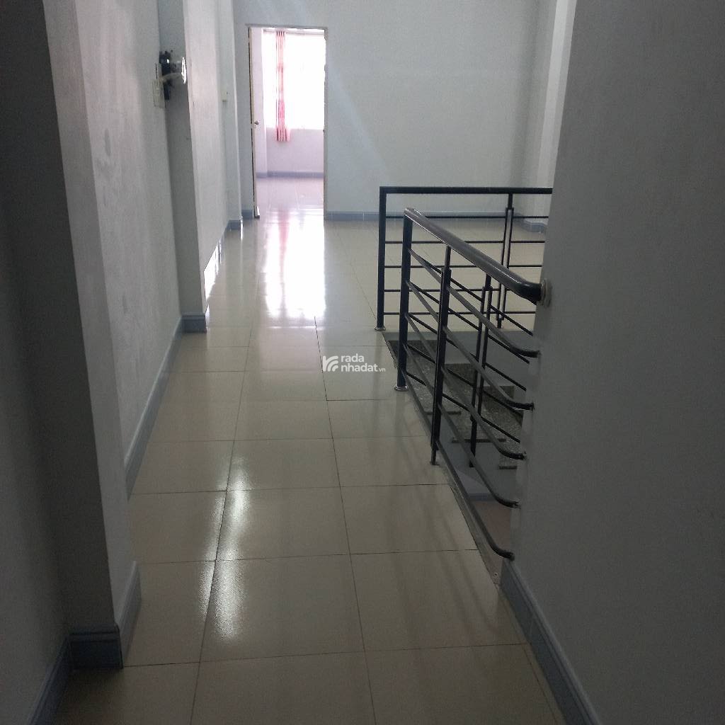 BÁN NHÀ DƯƠNG BÁ TRẠC QUẬN 8 75M2 10.6 TỶ HẺM XE HƠI 3 TẦNG BTCT 5PN SÁT QUẬN 1