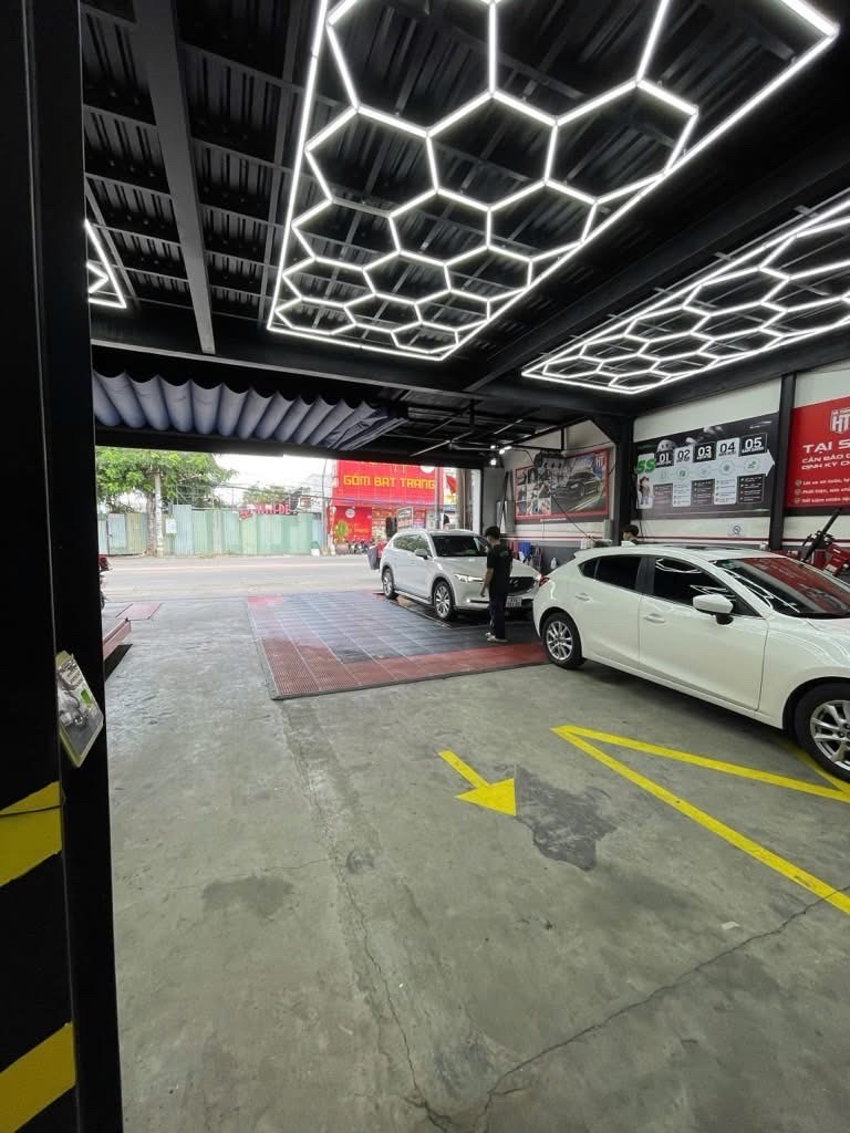 KHU VỰC HIẾM NHÀ BÁN ĐƯỜNG TRƯỚC NHÀ 20M PHÙ HỢP MỞ CTY 