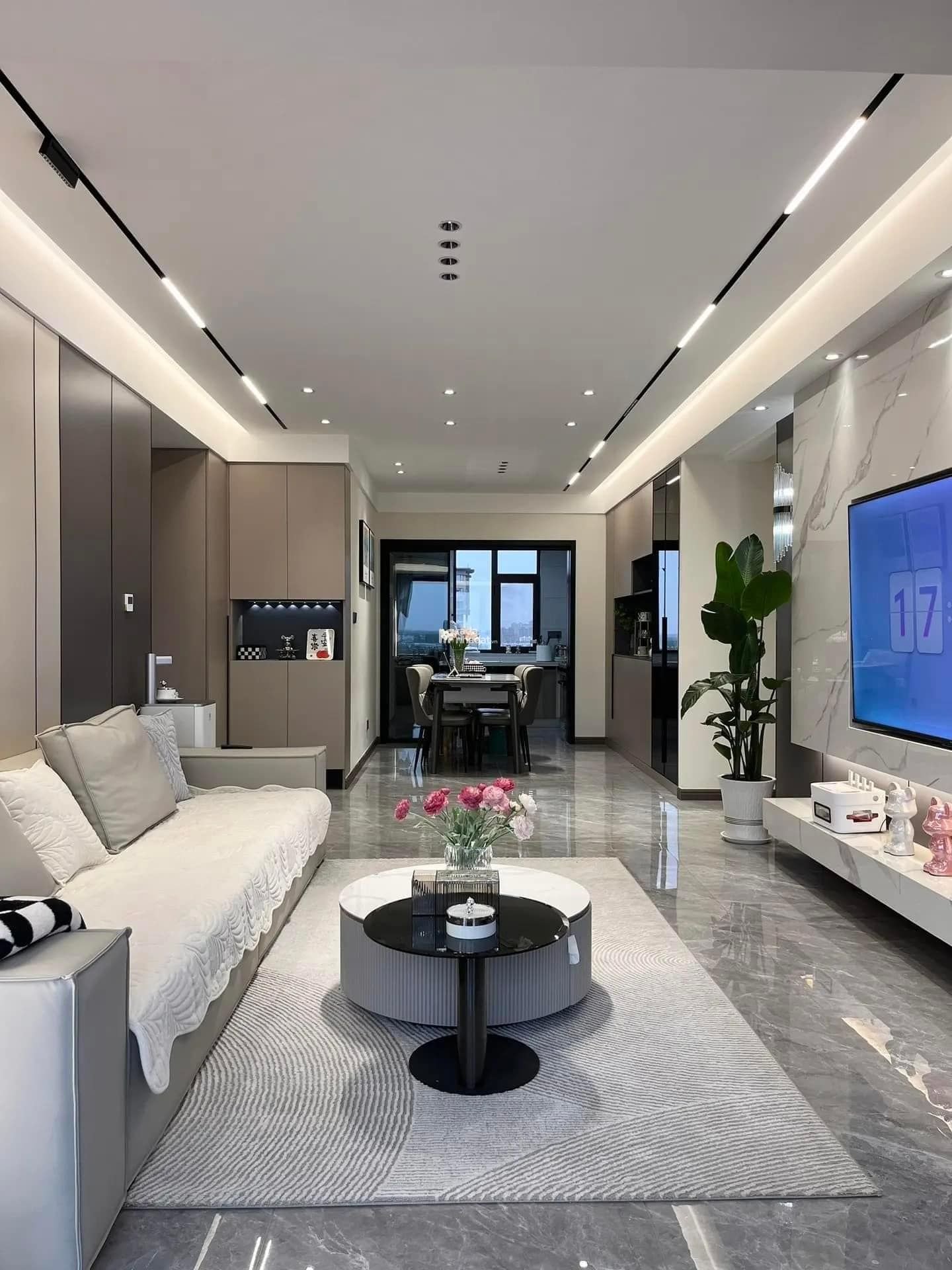 Cho thuê căn 3pn, 98m2, đầy đủ nội thất tại CC C14 Bắc Hà, Tố Hữu, giá 14 triệu