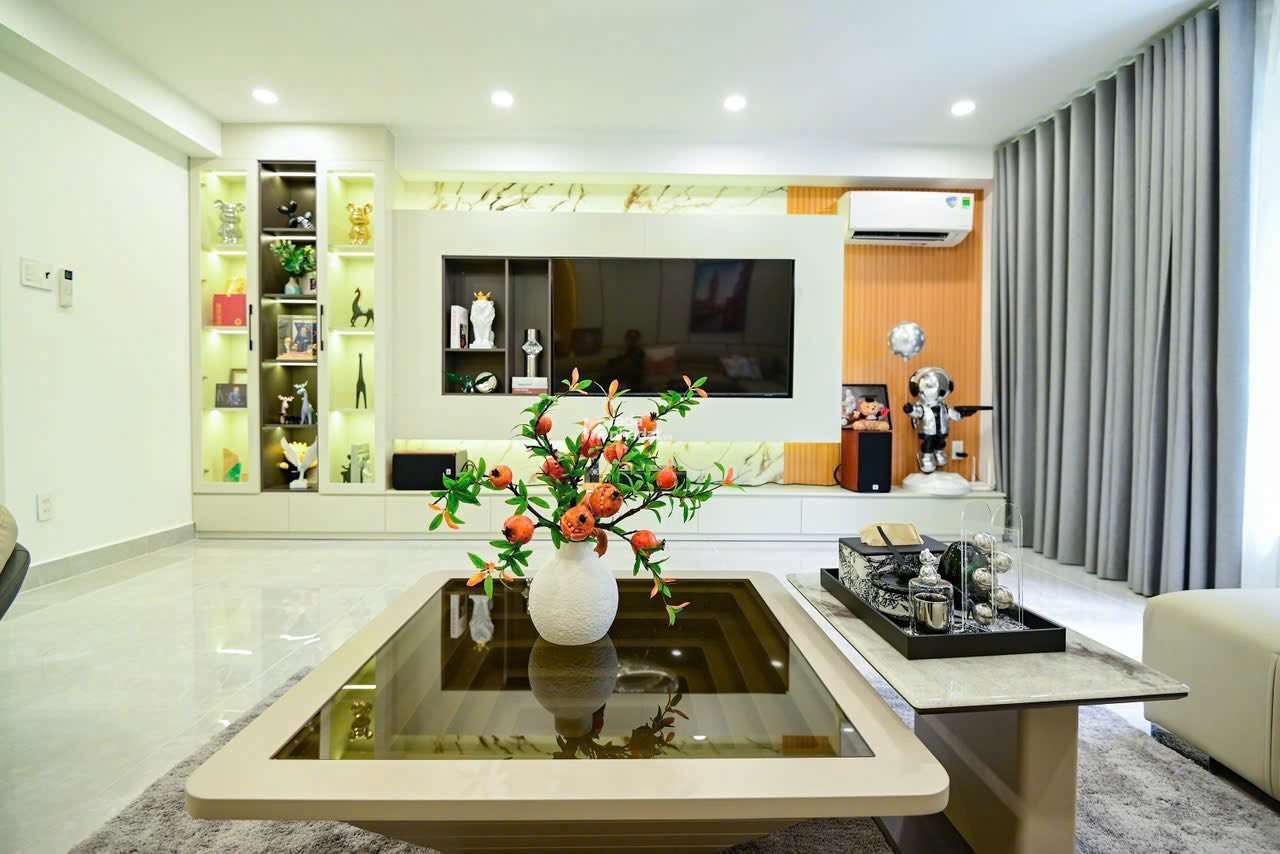 Bán nhà 36/120 Lê Thị Hồng, DT 5x20m, 1 trệt 3 lầu thang máy. Giá 18,5 tỷ