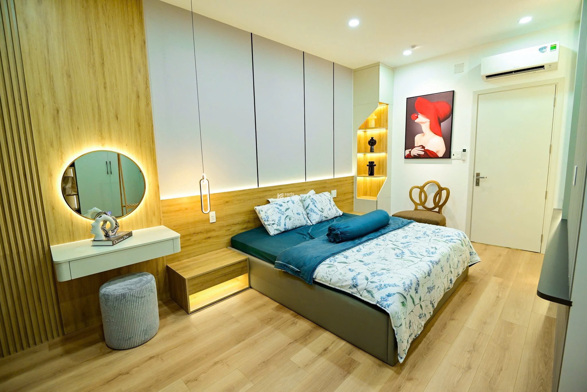 Bán nhà 36/120 Lê Thị Hồng, DT 5x20m, 1 trệt 3 lầu thang máy. Giá 18,5 tỷ