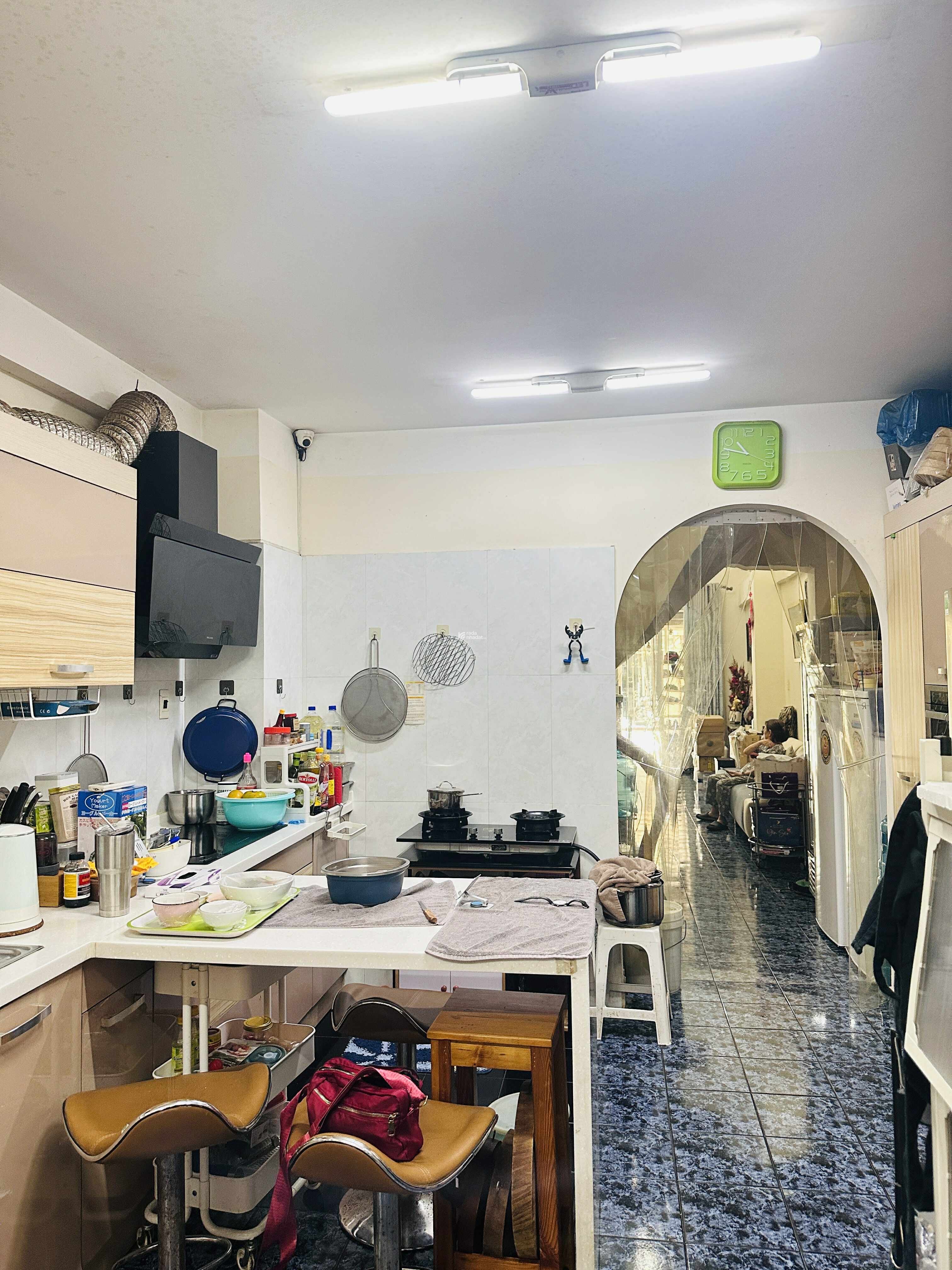 HẺM OTO THÔNG ĐẶNG VĂN NGỮ - NHÀ ĐẸP 5 TẦNG 6PN KTS THIẾT KẾ - 22.5 TỶ