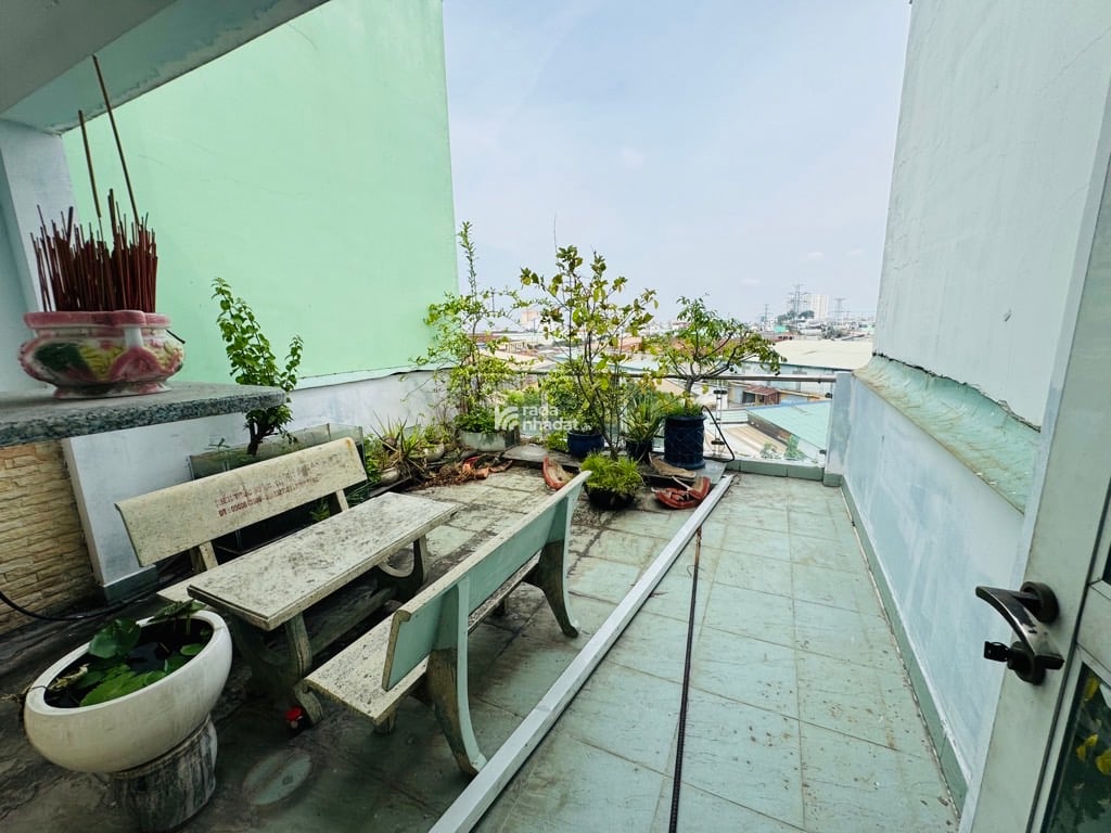 MẶT TIỀN TÔ HIỆU - TÂN PHÚ- 5 TẦNG - ĐƯỜNG 22M - LỀ RỘNG - 4PN - 4WC - GIÁ CHỈ 11.3 TỶ TL.