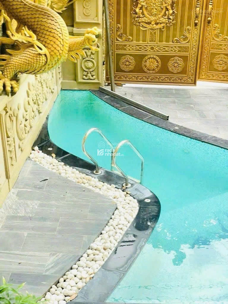 Bán Biệt Thự 600m2 dát vàng, tặng full nội thất - Thu Nhập 120tr/tháng.