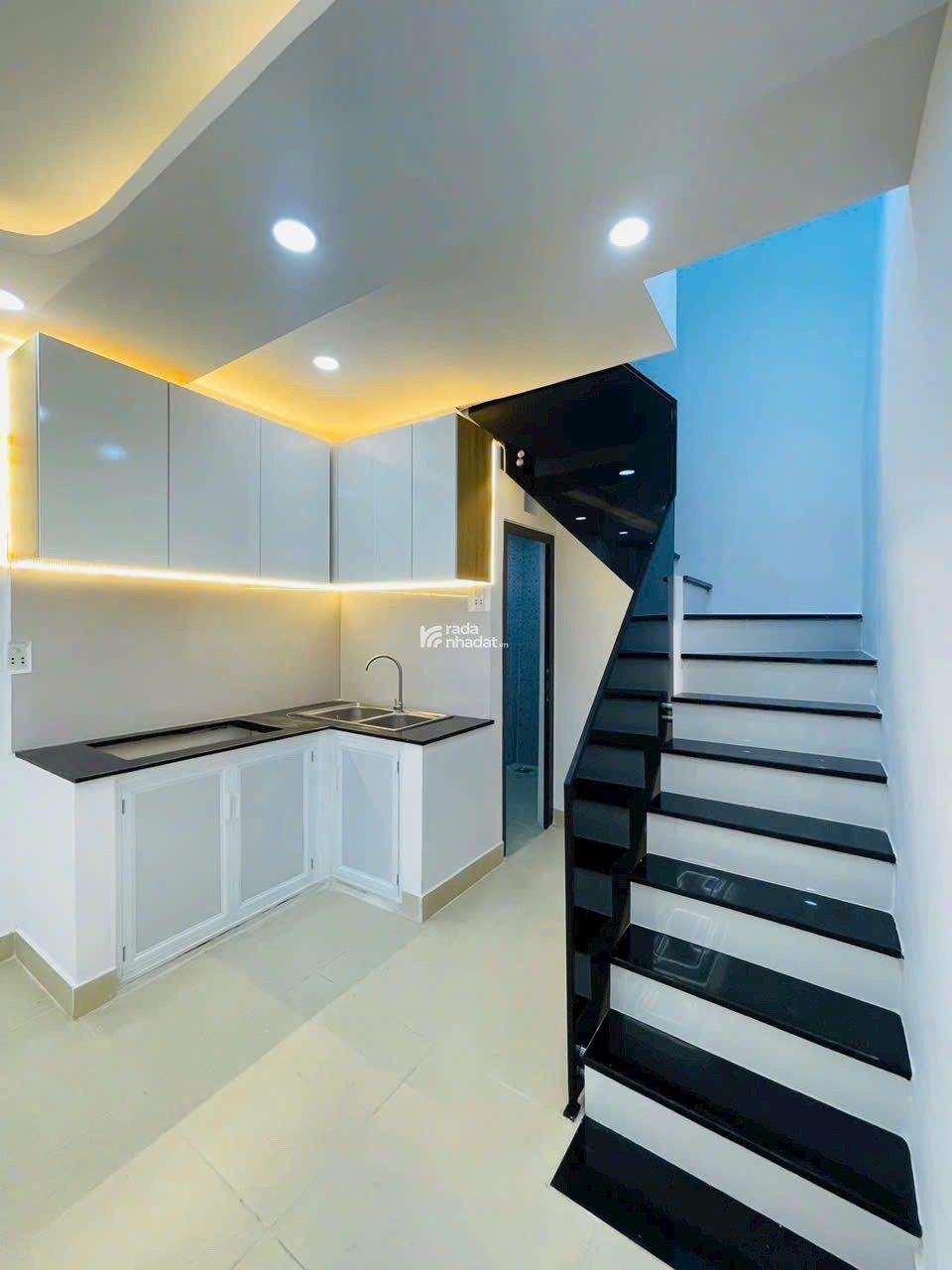 Nhà Đẹp Võ Văn Kiệt Quận 1- 2 Tầng - Full Nội Thất - Chỉ 5.18 Tỷ