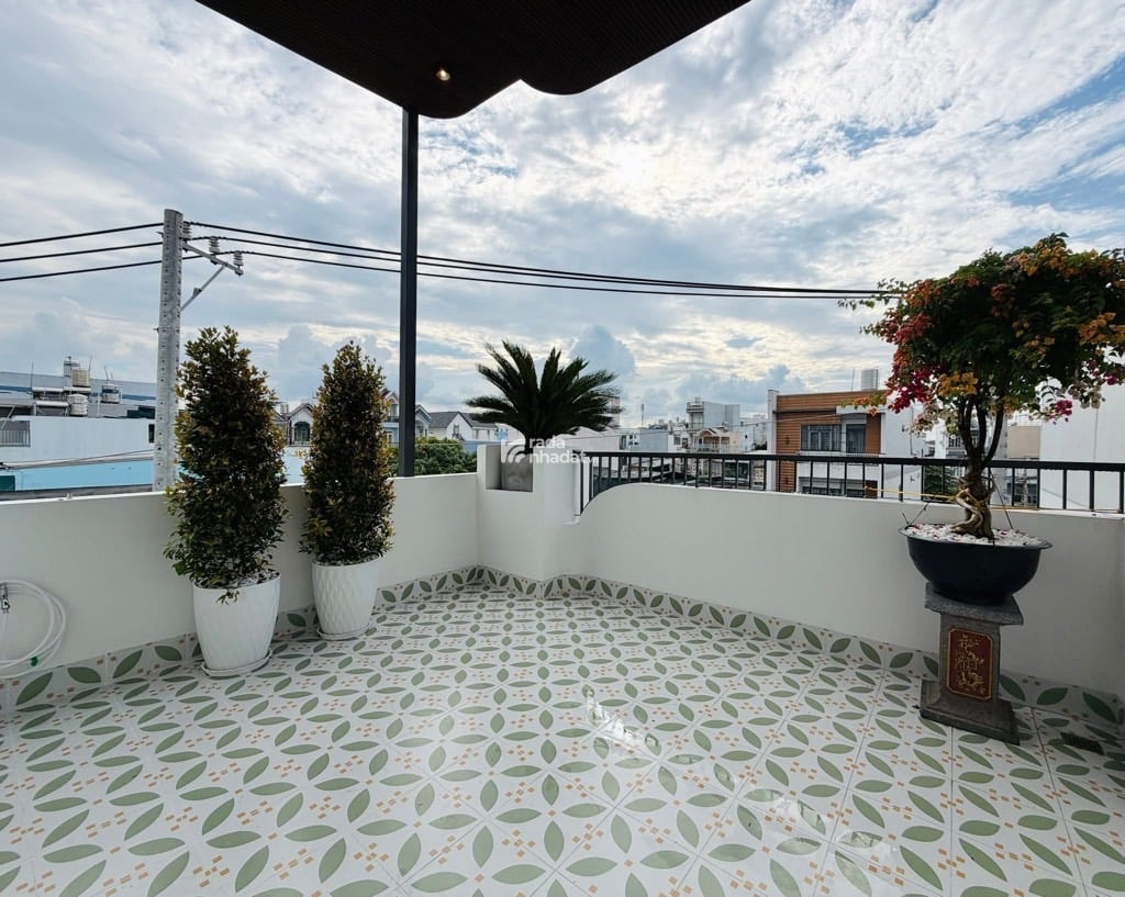 MẶT TIỀN KINH DOANH GÒ VẤP - GIÁP TÂN BÌNH - 100M2 - 4 TẦNG, 4 PN, 4WC - SÂN THƯỢNG RỘNG THOÁNG