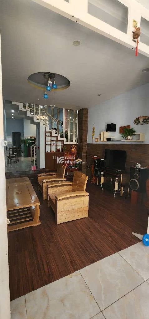 (siêu hiếm) chỉ 3,7 tỷ- nhà 2 tầng 108m2(4,5x24) ngay chợ, HXH,