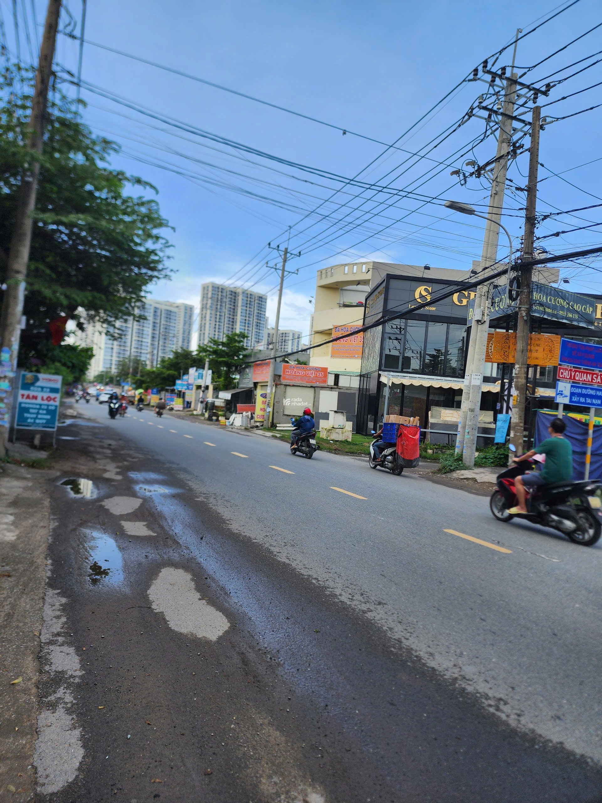 HIẾM BÁN ĐẤT MẶT TIỀN ĐƯỜNG LÒ LU DT 73M2 CHỈ 8.X TỶ (TLCC) GẦN NGUYỄN XIỂN VINHOMES Q9 