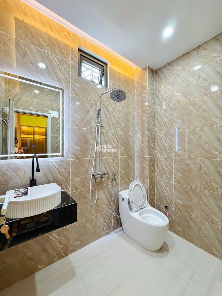 MẶT TIỀN KINH DOANH GÒ VẤP gần TÂN BÌNH - 100M2 - 4 TẦNG, 4 PN, 4WC - SÂN THƯỢNG RỘNG THOÁNG