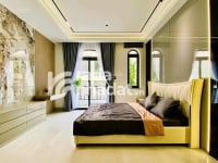 Bán nhà Cư Xá Đồng Tiến, Quận 10. Dt: 4.5x18m. 5 lầu. Giá chỉ 18.5 tỷ. Thuê 50tr