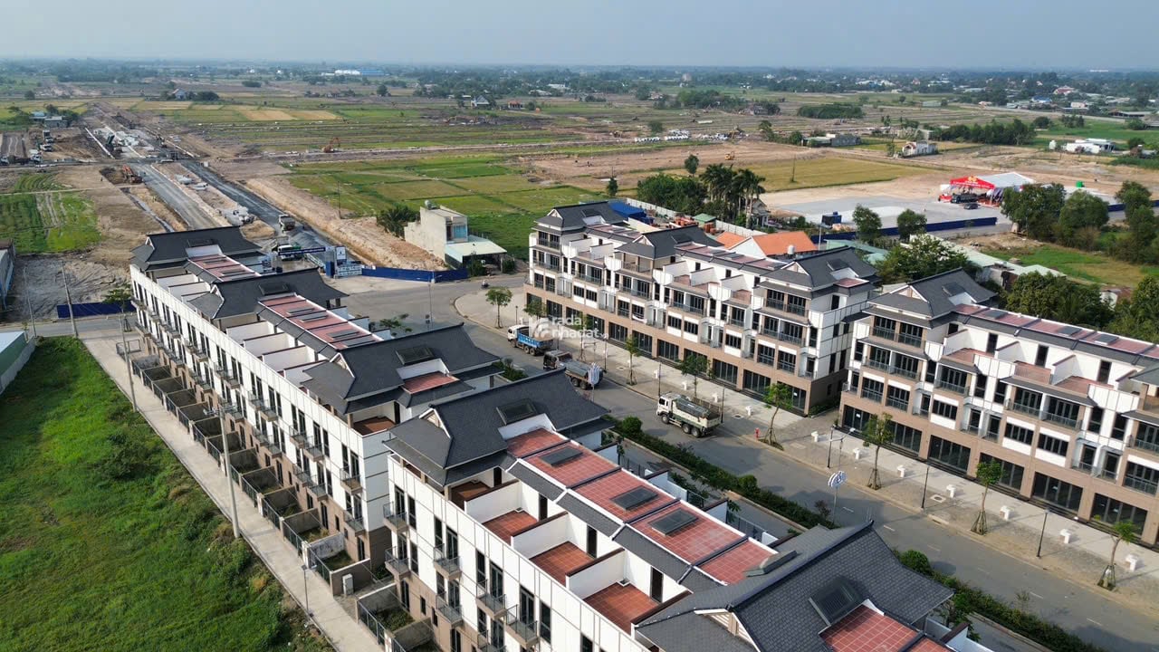 Bán đất chính chủ 880m2, sổ hồng sẵn, full thổ ODT