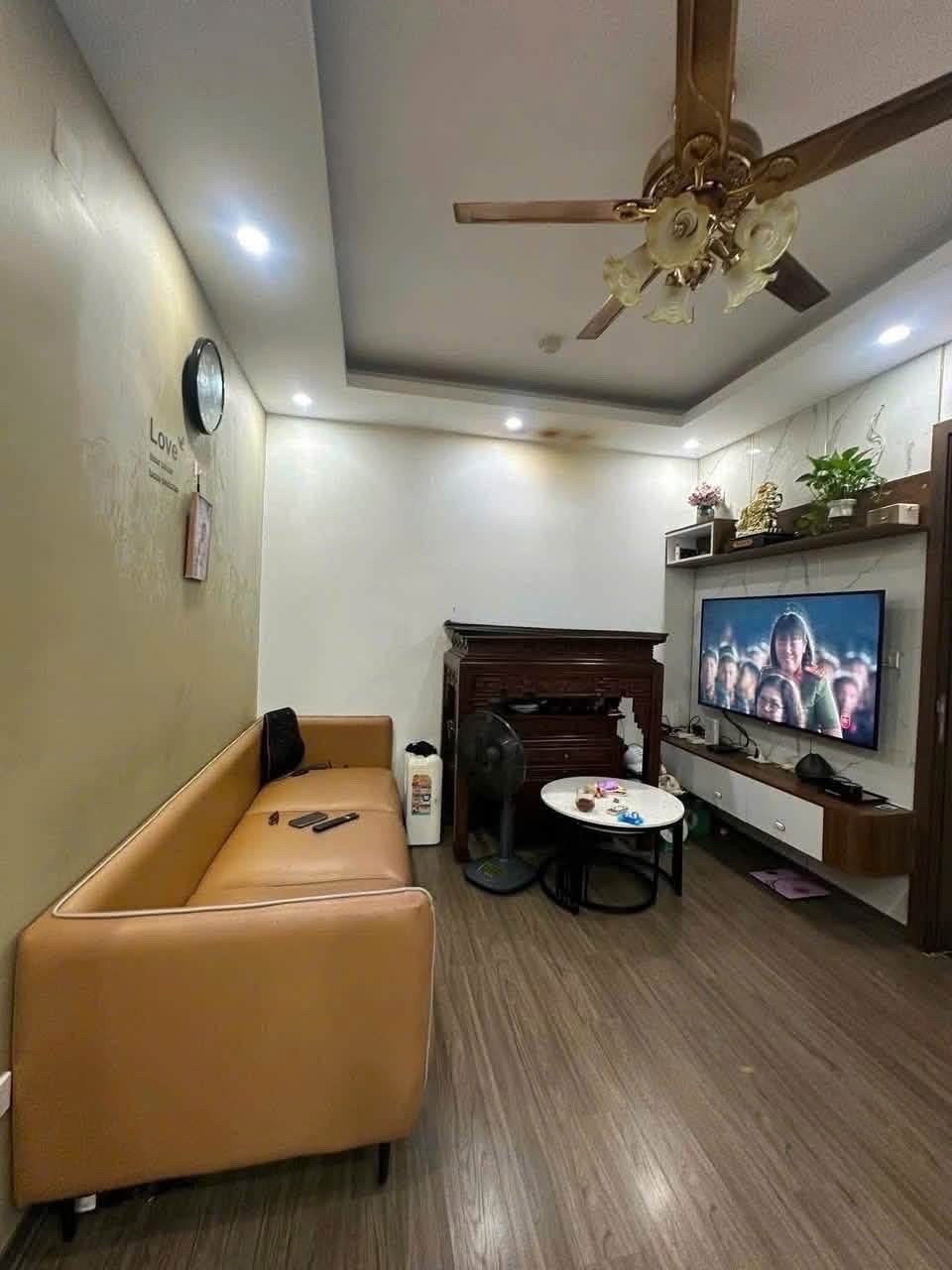 1,75 tỷ Căn hộ 56m2 chung cư HH Linh Đàm đầy đủ nội thất
