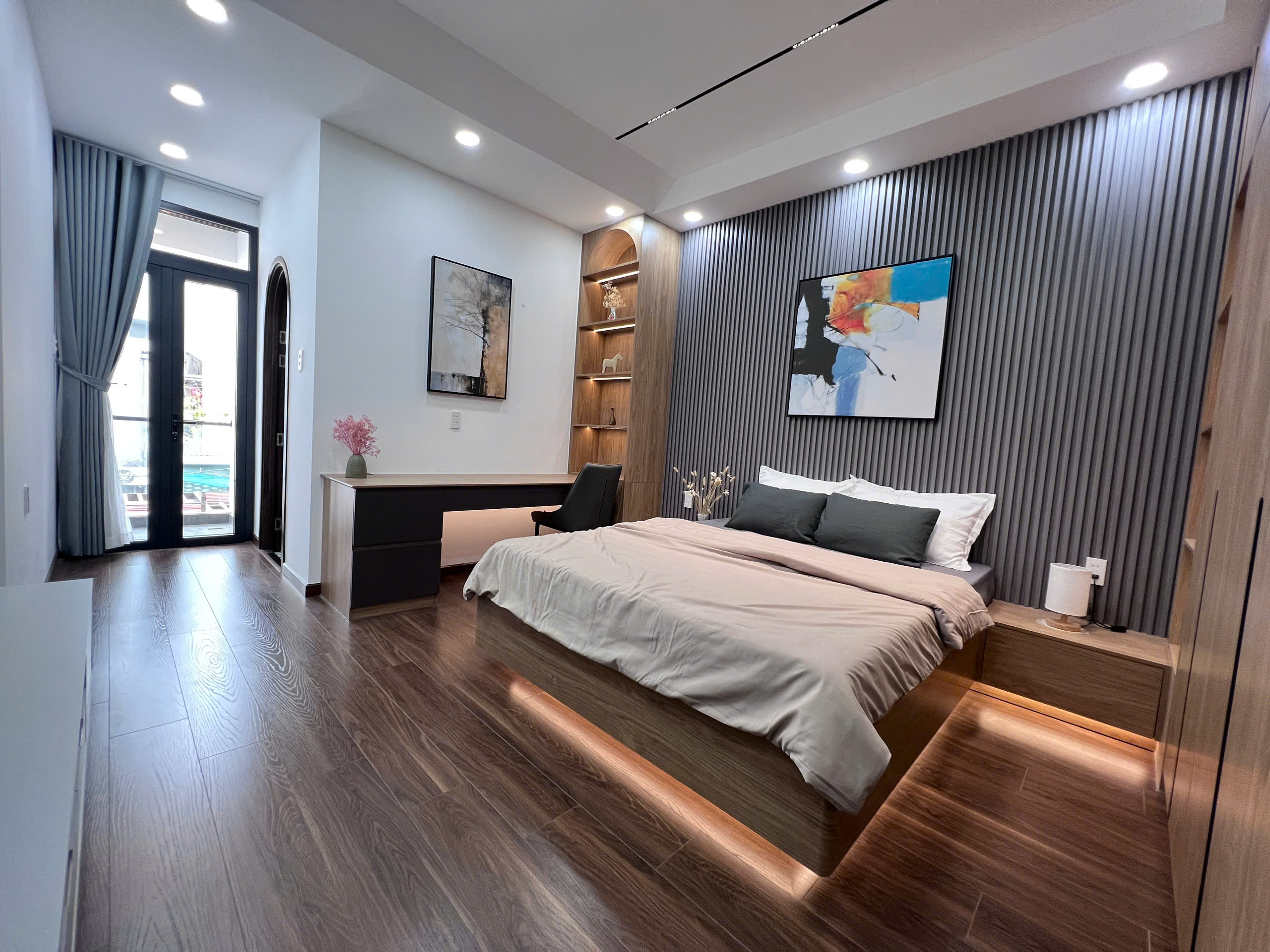 Bán Villa Mini Gò Vấp 120m2, Sân Vườn Rộng, 4PN, Giá 10.9 Tỷ TL