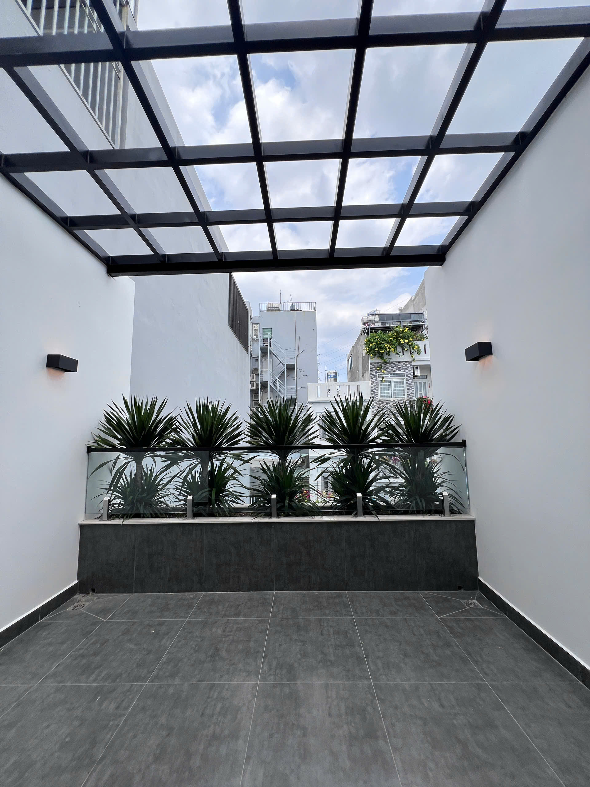 Bán Villa Mini Gò Vấp 120m2, Sân Vườn Rộng, 4PN, Giá 10.9 Tỷ TL