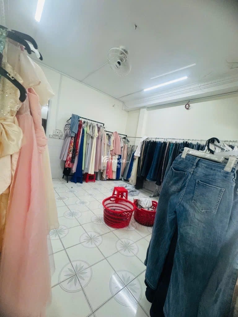 NHÀ MẶT TIỀN NGAY CHỢ TÂN HƯƠNG - NGUYỄN DỮ TÂN PHÚ - BUÔN BÁN KINH DOANH SẦM UÁT