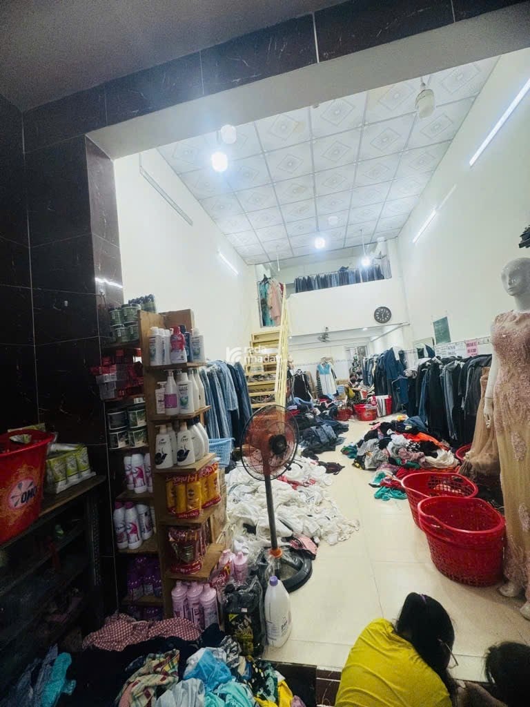 NHÀ MẶT TIỀN NGAY CHỢ TÂN HƯƠNG - NGUYỄN DỮ TÂN PHÚ - BUÔN BÁN KINH DOANH SẦM UÁT