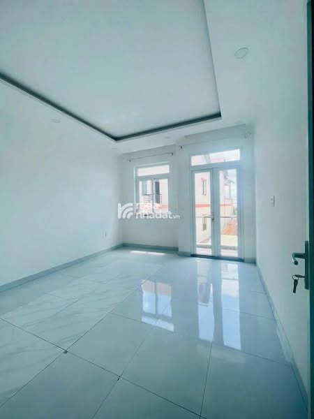 CHO THUÊ NHÀ HẺM XE TẢI GẦN VẠN PHÚC, KDC LỘC VỪNG, 1 TRỆT 2 LẦU, 4PN, 15TR.