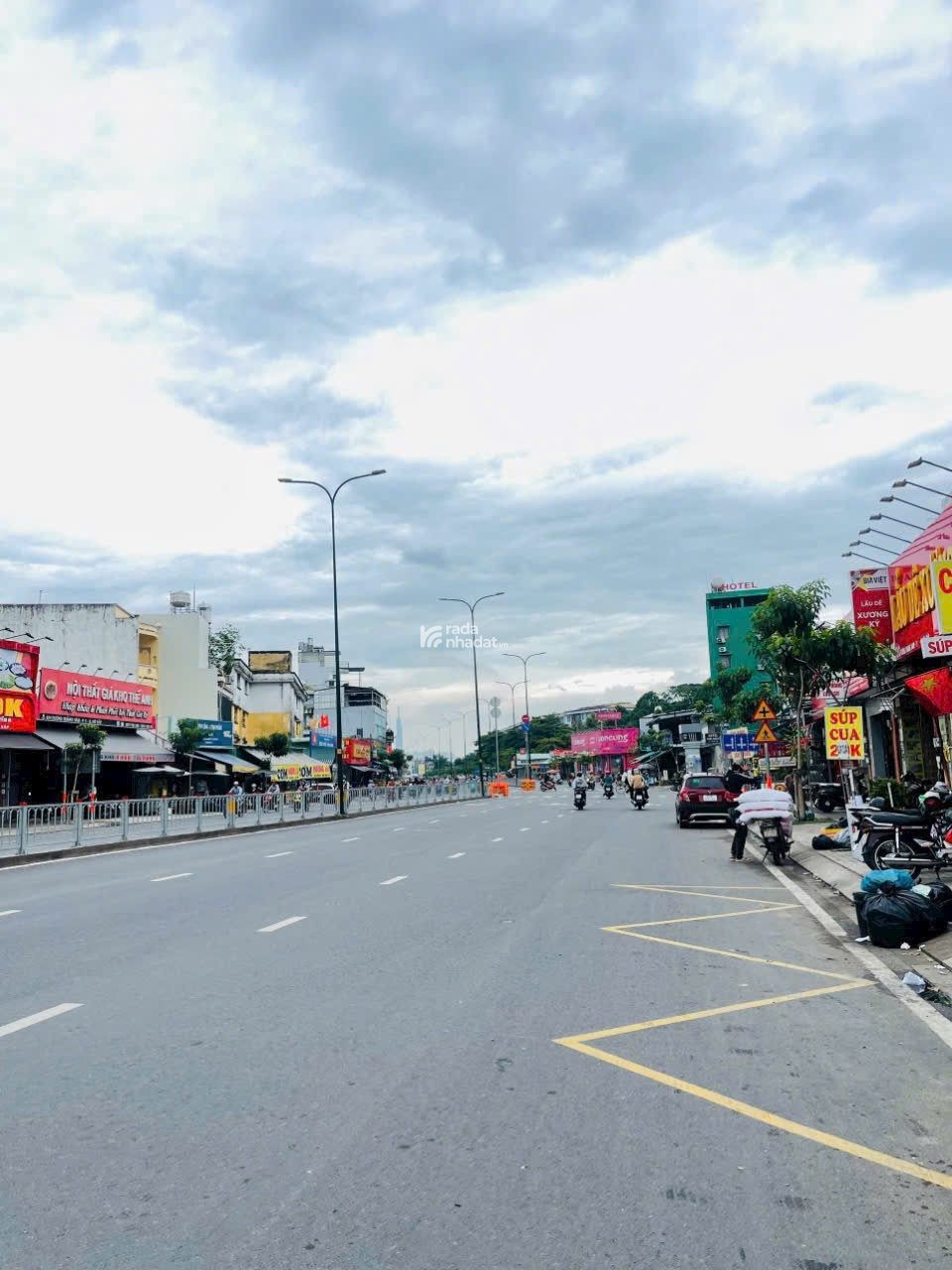 Mặt tiền 223 Dương Quảng Hàm 4x22m, 3 lầu, giá nay chỉ 17 tỷ