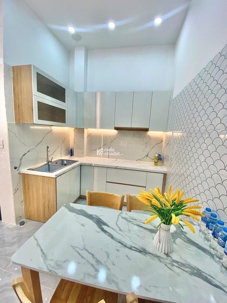 HẺM 3M ĐẸP. PHẠM VĂN BẠCH, TÂN BÌNH, 45M2 CÓ KC Ở NGAY. GIẢM 350TR CHỈ CÒN 4.85T TL 