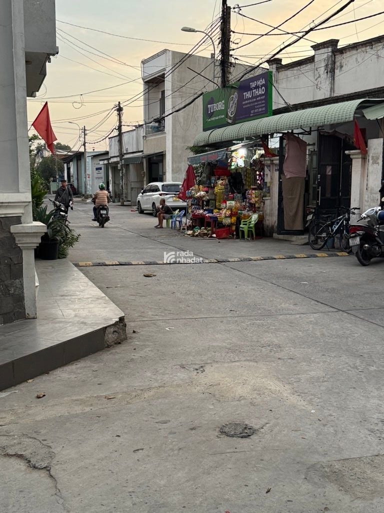 BÁN NHÀ MẶT TIỀN BÌNH HƯNG HOÀ 300M2 12.X TỶ BÌNH TÂN GẦN AEON TÂN PHÚ TIỆN LÀM XƯỞNG HOẶC CHDV