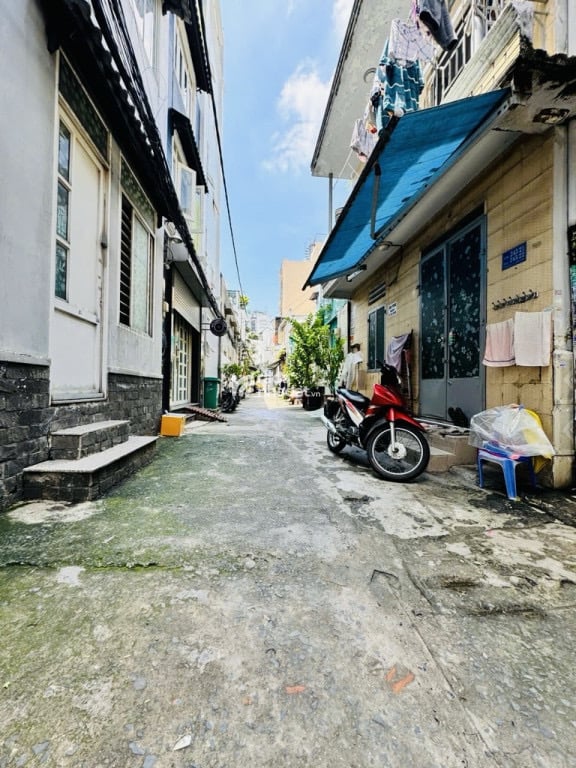 CHÍNH CHỦ GỬI BÁN 2 CĂN TRỌ liền kề 12x20M hẻm 222 Bùi Đình Túy thông qua Chu Văn An-GIÁ 13 TỶ TL