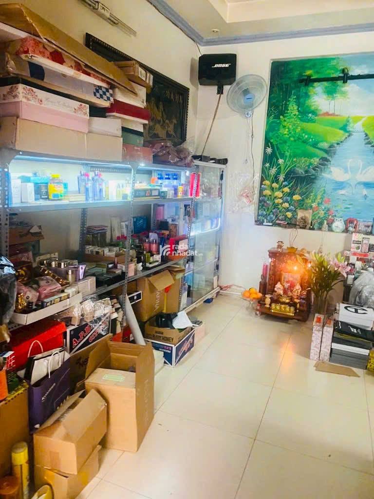 BÁN NHÀ MT ĐƯỜNG KINH DOANH NGAY CHỢ GÒ VẤP HẺM XE HƠI 38M2 , NỞ HẬU TÀI LỘC