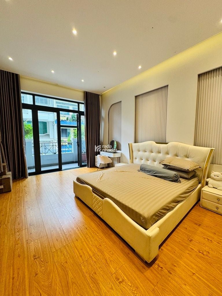 TRUNG TÂM QUẬN 1 - MẶT TIỀN ĐINH CÔNG TRÁNG -DT:  4.2X20 - MỚI ĐẸP-36 TỶ