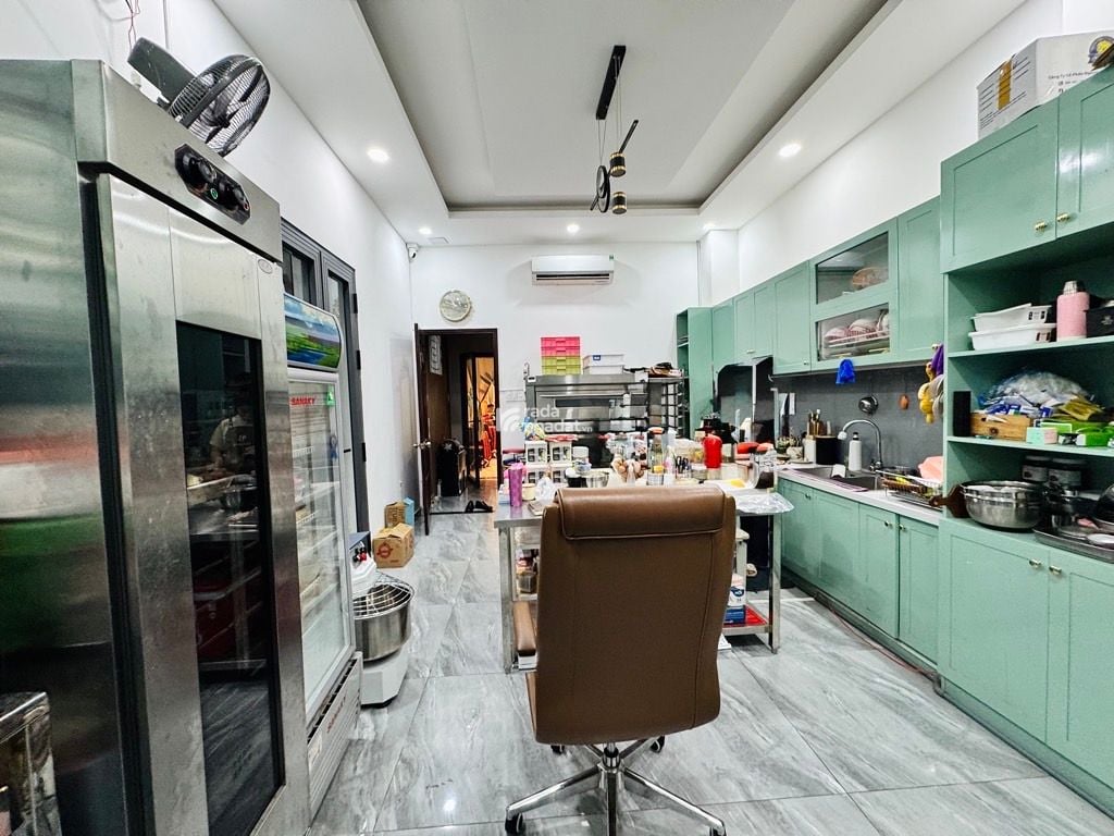 TRUNG TÂM QUẬN 1 - MẶT TIỀN ĐINH CÔNG TRÁNG -DT:  4.2X20 - MỚI ĐẸP-36 TỶ