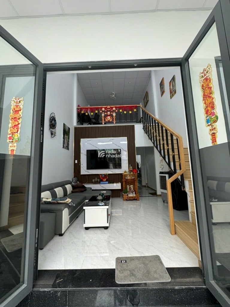 NHÀ ĐẸP NGUYỄN THỊ THẬP Q.7, GẦN LOTTE MART, 60M2, NGANG 4M, SHR, NHỈNH 5 TỶ